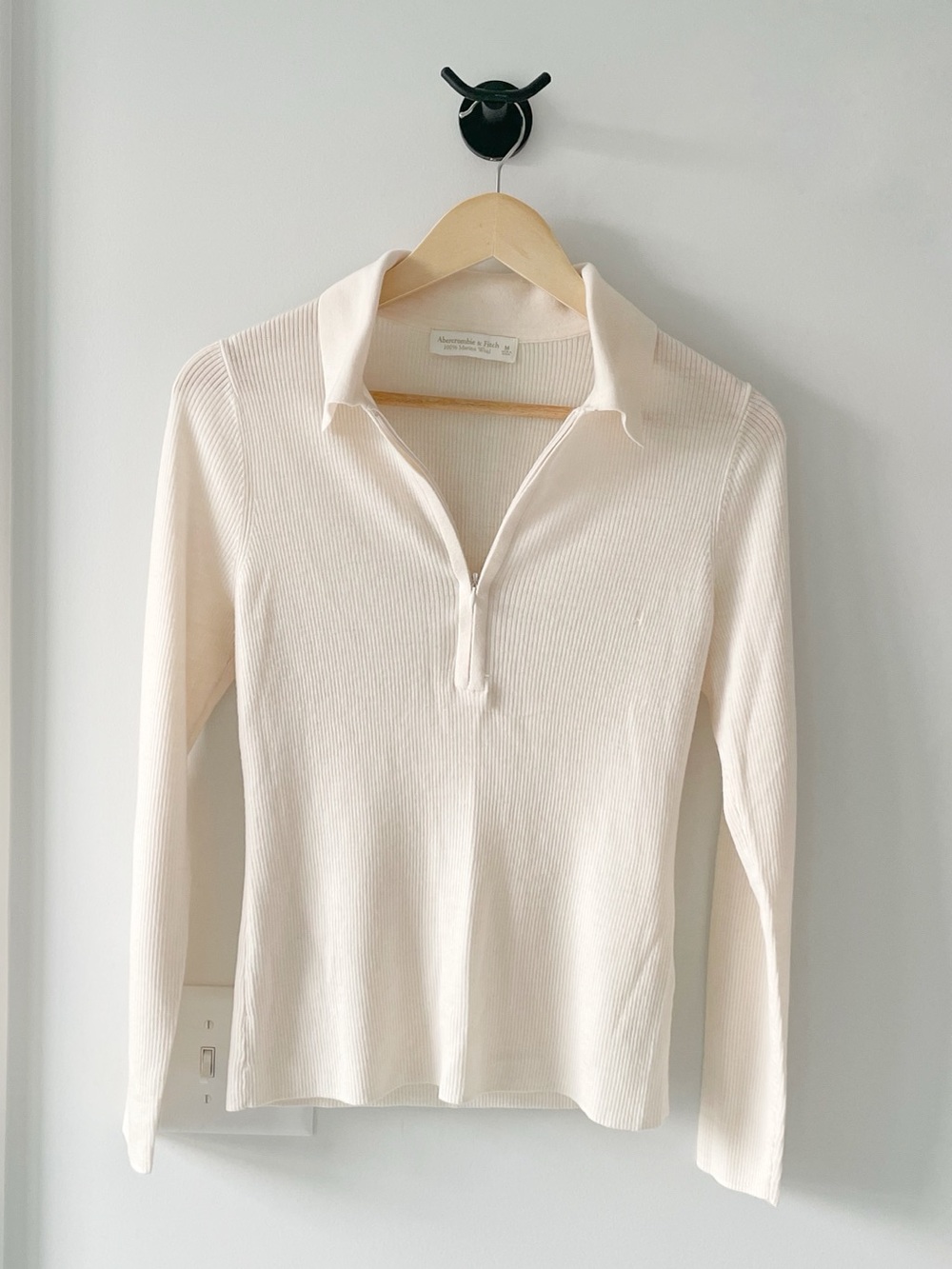Abercrombie & Fitch Merino Wool Ribbed Quarter Zip Sweater Cream | Women’s M